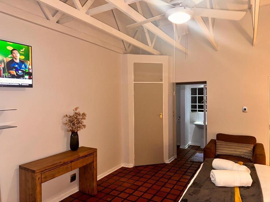 Woods Guest House Middelburg  Exterior foto